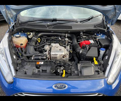 Ford Fiesta 1.0T EcoBoost Titanium Euro 5 (s/s) 5dr - 32