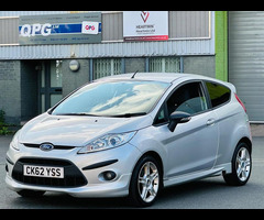 Ford Fiesta 1.6 TDCi Zetec S Euro 5 3dr - 25