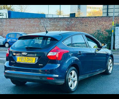 Ford Focus 1.6 TDCi Zetec Euro 5 (s/s) 5dr - 20