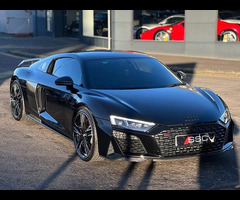 Audi R8 5.2 FSI V10 Performance Carbon Black S Tronic quattro Euro 6 (s/s) 2dr - 6