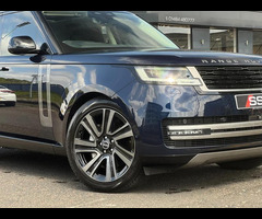 Land Rover Range Rover 3.0 D300 MHEV HSE Auto 4WD Euro 6 (s/s) 5dr - 10