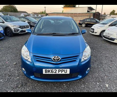 Toyota Auris 1.33 Dual VVT-i Colour Collection Euro 5 (s/s) 5dr - 3