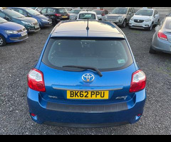 Toyota Auris 1.33 Dual VVT-i Colour Collection Euro 5 (s/s) 5dr - 6