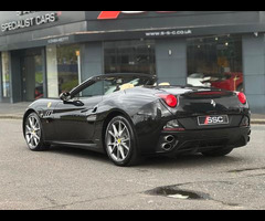 Ferrari California 4.3 V8 30 F1 DCT Euro 5 2dr - 3