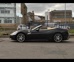 Ferrari California 4.3 V8 30 F1 DCT Euro 5 2dr - 11