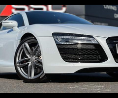 Audi R8 4.2 FSI V8 S Tronic quattro Euro 5 2dr - 20