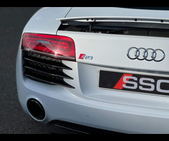 Audi R8 4.2 FSI V8 S Tronic quattro Euro 5 2dr - 22