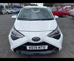 Toyota Aygo 1.0 VVT-i x-play x-shift Euro 6 5dr - 2