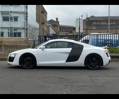 Audi R8 4.2 FSI V8 S Tronic quattro Euro 5 2dr - 7