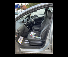 Vauxhall Corsa 1.2 16V Excite Euro 5 5dr (A/C) - 27