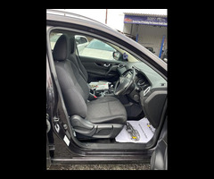 Nissan Qashqai 1.6 dCi N-Connecta Euro 6 (s/s) 5dr - 36