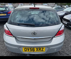 Vauxhall Astra 1.8i 16v Club 5dr - 9