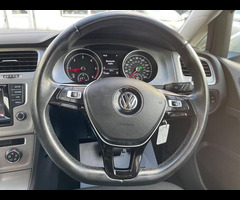 Volkswagen Golf 1.6 TDI BlueMotion Tech Match DSG Euro 5 (s/s) 5dr - 32