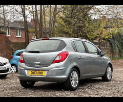 Vauxhall Corsa 1.4 16V SE Euro 5 5dr - 4