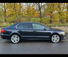 SKODA Superb 2.0 TDI Elegance Euro 5 (s/s) 5dr - 2