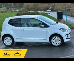 Volkswagen UP! 1.0 up! White Euro 5 3dr - 3