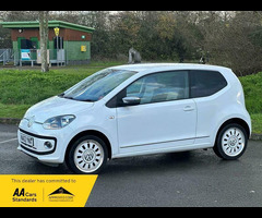 Volkswagen UP! 1.0 up! White Euro 5 3dr - 7