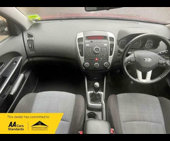 KIA Ceed 1.6 CRDi 2 Euro 4 5dr - 21