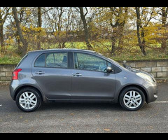 Toyota Yaris 1.3 VVT-i TR 5dr - 3