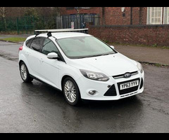 Ford Focus 1.0T EcoBoost Zetec Euro 5 (s/s) 5dr - 2