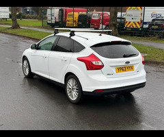 Ford Focus 1.0T EcoBoost Zetec Euro 5 (s/s) 5dr - 12