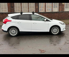 Ford Focus 1.0T EcoBoost Zetec Euro 5 (s/s) 5dr - 31