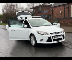 Ford Focus 1.0T EcoBoost Zetec Euro 5 (s/s) 5dr - 40