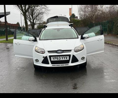 Ford Focus 1.0T EcoBoost Zetec Euro 5 (s/s) 5dr - 41