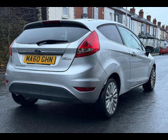 Ford Fiesta 1.4 Titanium 3dr - 21