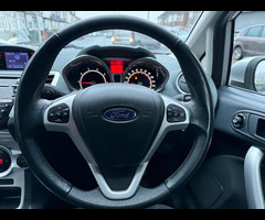 Ford Fiesta 1.4 Titanium 3dr - 35