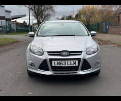 Ford Focus 1.0T EcoBoost Zetec Euro 5 (s/s) 5dr - 2