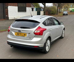 Ford Focus 1.0T EcoBoost Zetec Euro 5 (s/s) 5dr - 7