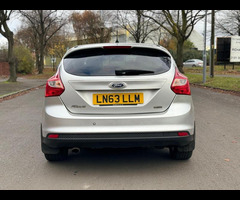 Ford Focus 1.0T EcoBoost Zetec Euro 5 (s/s) 5dr - 25