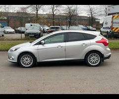 Ford Focus 1.0T EcoBoost Zetec Euro 5 (s/s) 5dr - 33