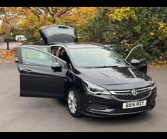 Vauxhall Astra 1.6 CDTi BlueInjection Design Sports Tourer Euro 6 (s/s) 5dr - 5