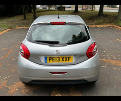 Peugeot 208 1.2 VTi Active Euro 5 3dr - 19