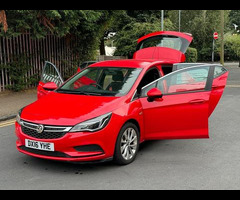 Vauxhall Astra 1.6 CDTi BlueInjection Design Euro 6 (s/s) 5dr - 11