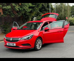 Vauxhall Astra 1.6 CDTi BlueInjection Design Euro 6 (s/s) 5dr - 12