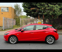 Vauxhall Astra 1.6 CDTi BlueInjection Design Euro 6 (s/s) 5dr - 17