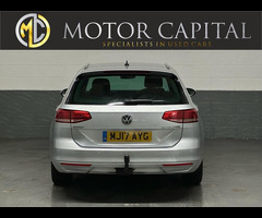 Volkswagen Passat 2.0 TDI BlueMotion Tech SE Business DSG Euro 6 (s/s) 5dr - 4