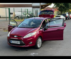 Ford Fiesta 1.4 Titanium 5dr - 11