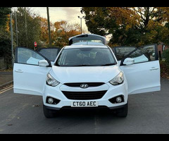 Hyundai ix35 2.0 CRDi Style 4WD Euro 5 5dr - 9