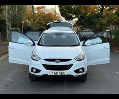 Hyundai ix35 2.0 CRDi Style 4WD Euro 5 5dr - 10