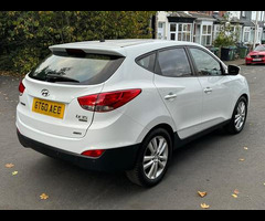 Hyundai ix35 2.0 CRDi Style 4WD Euro 5 5dr - 24