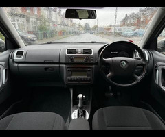 SKODA Fabia 1.6 16V 3 Tiptronic 5dr - 26