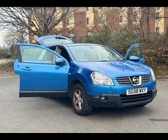 Nissan Qashqai 2.0 Acenta CVT 5dr