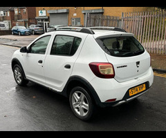 Dacia Sandero Stepway 1.5 dCi Ambiance Euro 5 5dr - 4