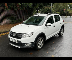 Dacia Sandero Stepway 1.5 dCi Ambiance Euro 5 5dr - 13