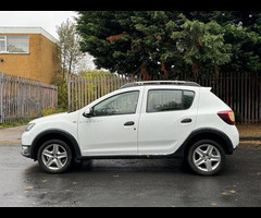 Dacia Sandero Stepway 1.5 dCi Ambiance Euro 5 5dr - 17