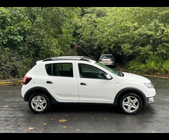 Dacia Sandero Stepway 1.5 dCi Ambiance Euro 5 5dr - 21